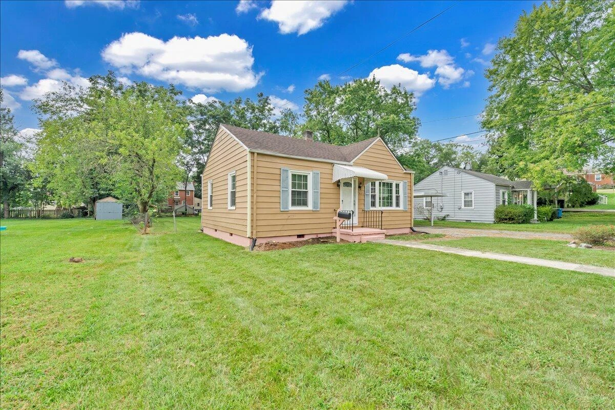 2613 Cornell DR NW - Photo 41