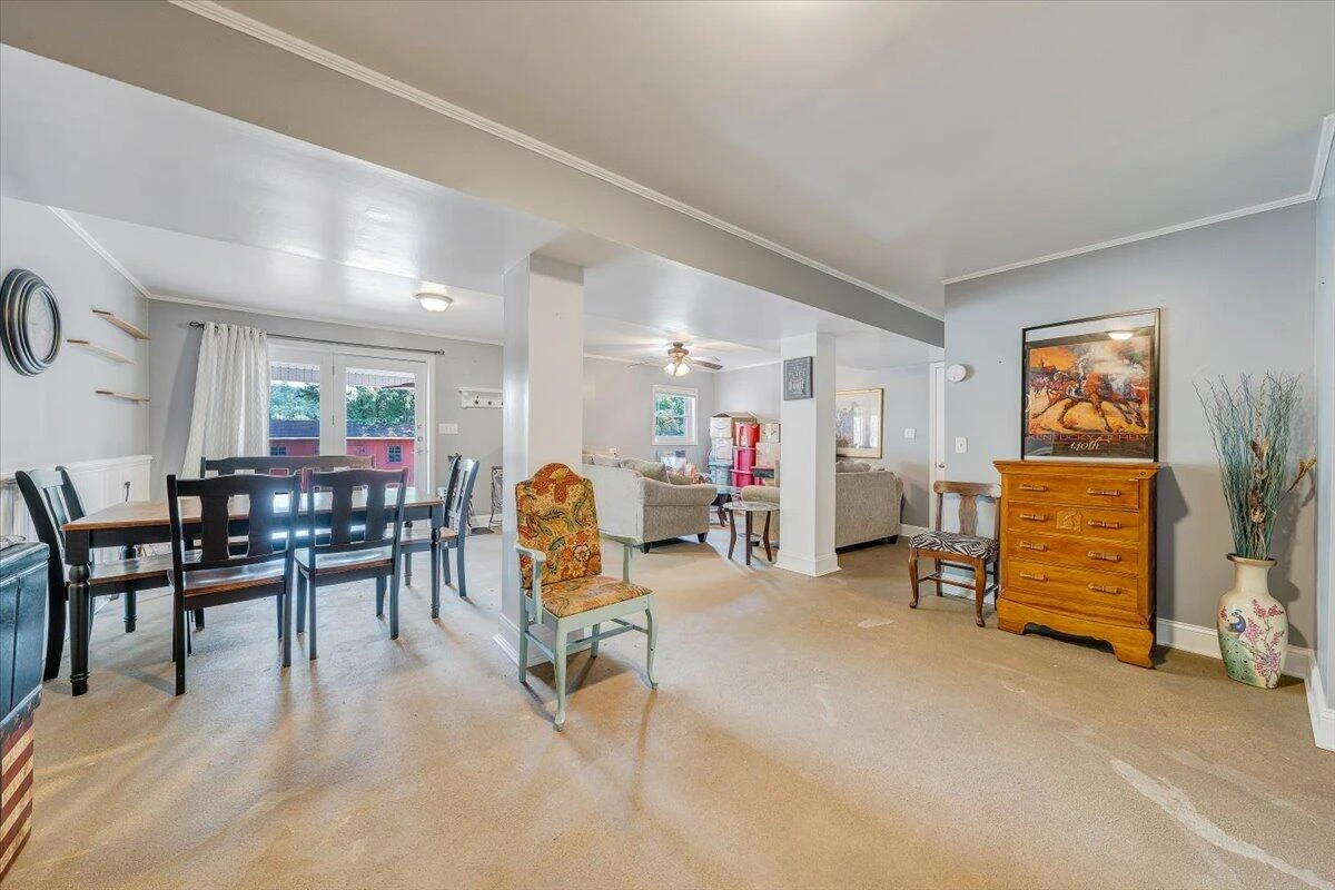 947 Estates RD SE - Photo 15