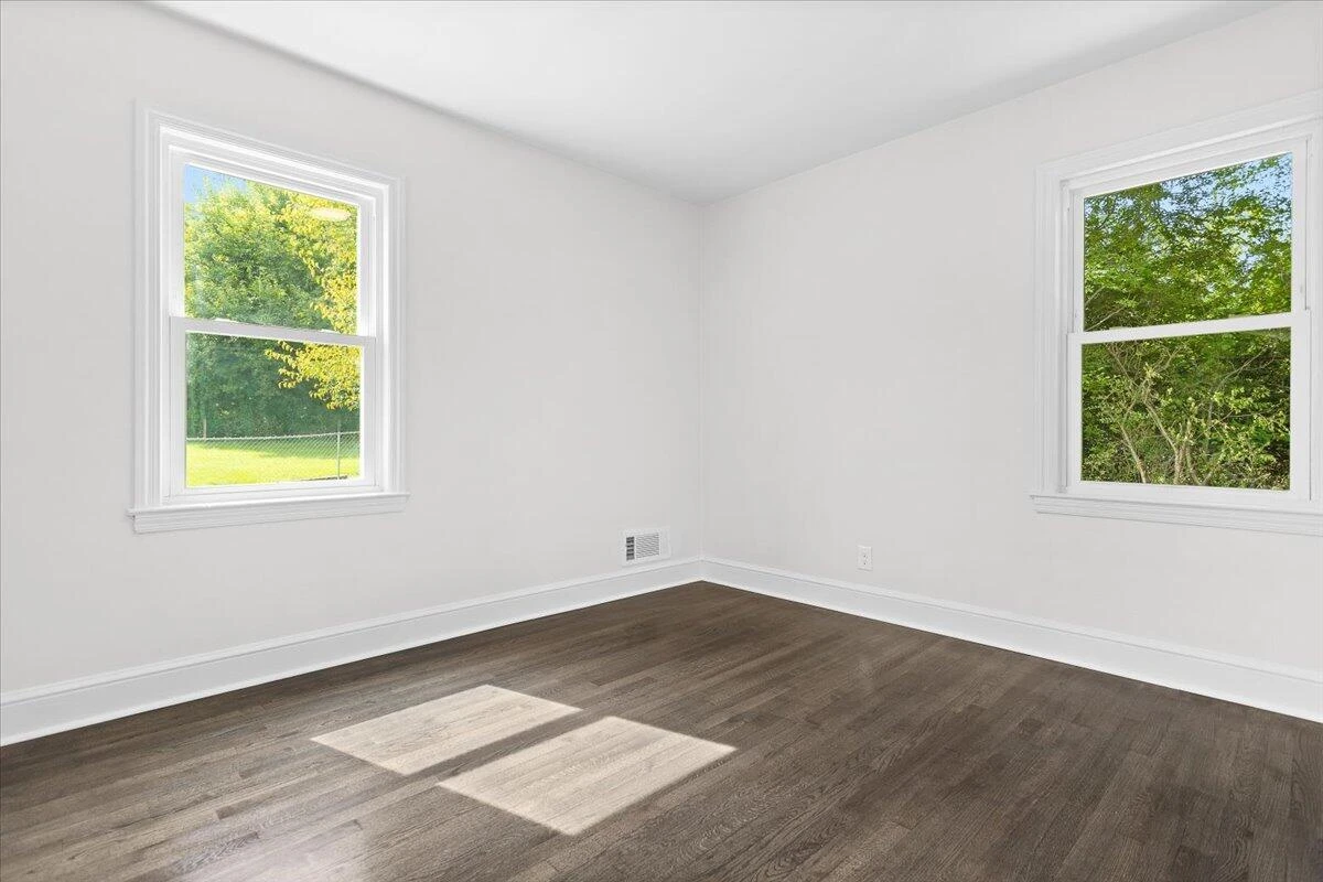 1513 Aspen ST NW - Photo 12