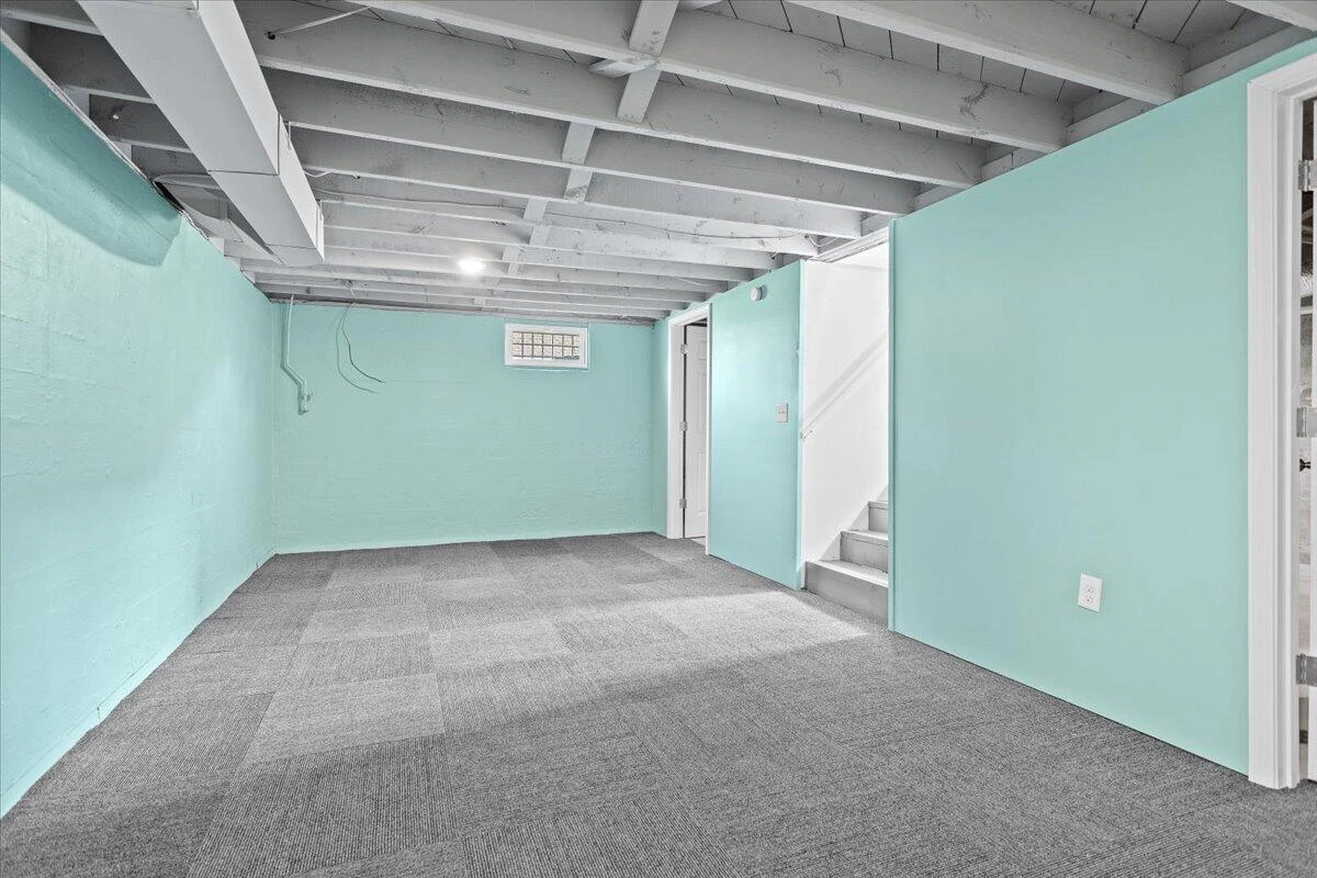 1513 Aspen ST NW - Photo 24