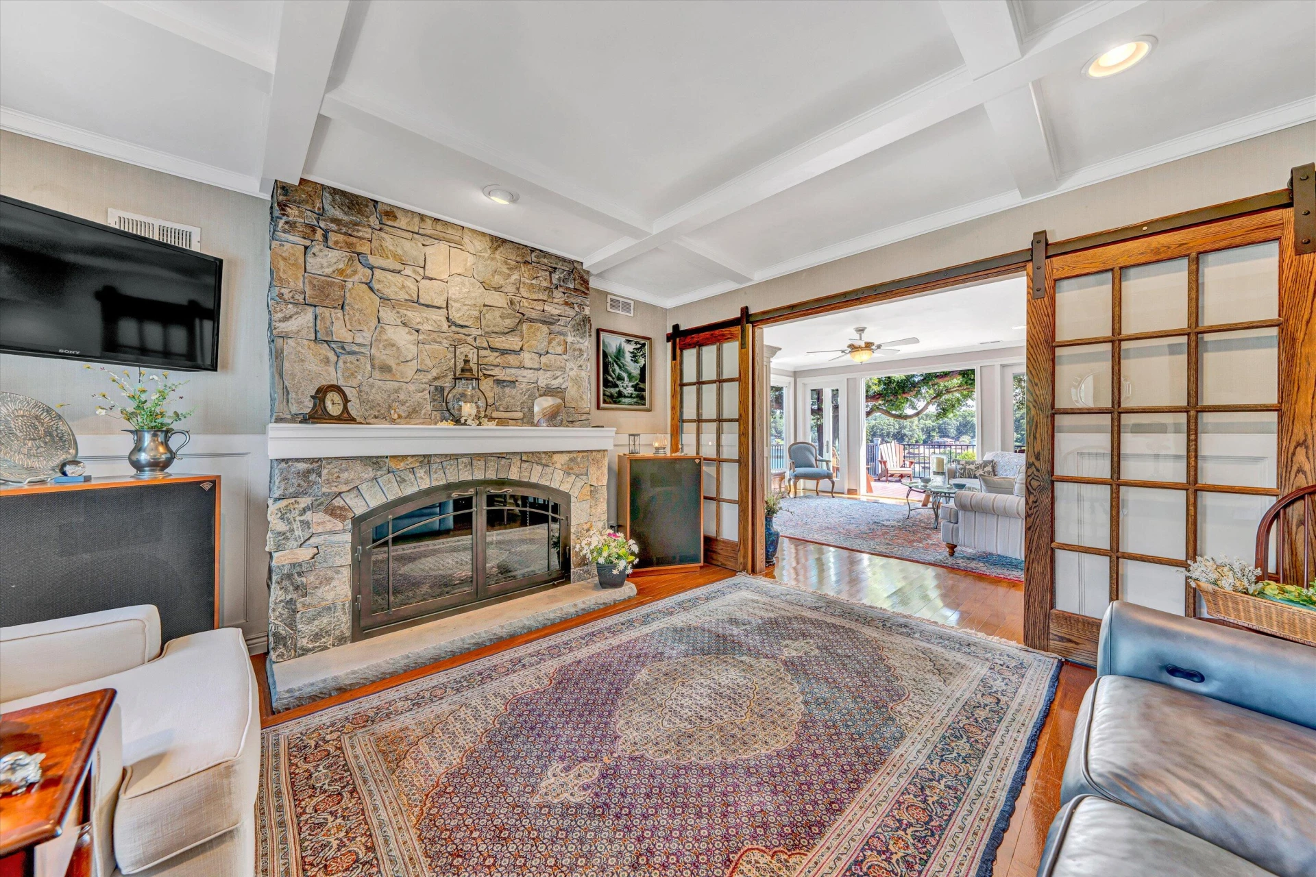 1031 Lake Breeze DR - Photo 16