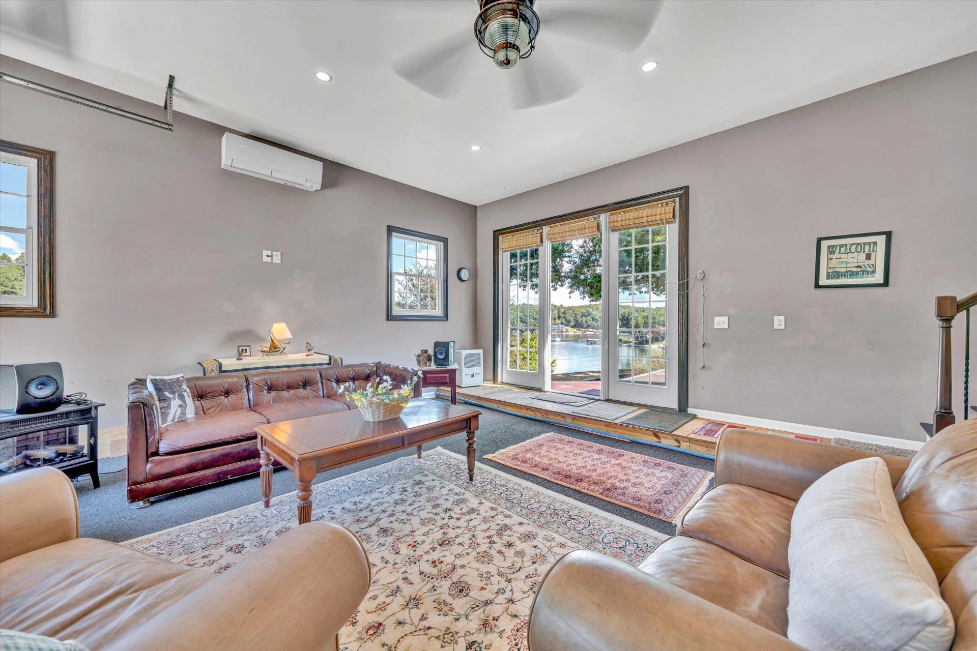 1031 Lake Breeze DR - Photo 54