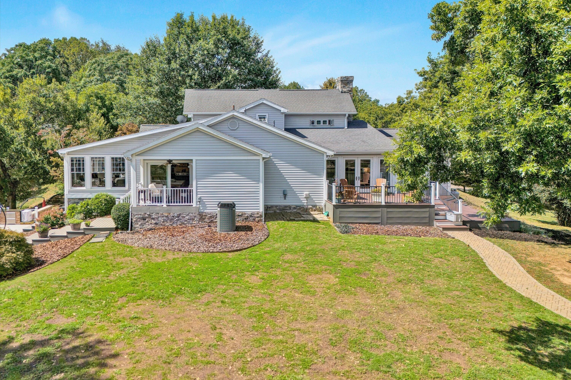 1031 Lake Breeze DR - Photo 57