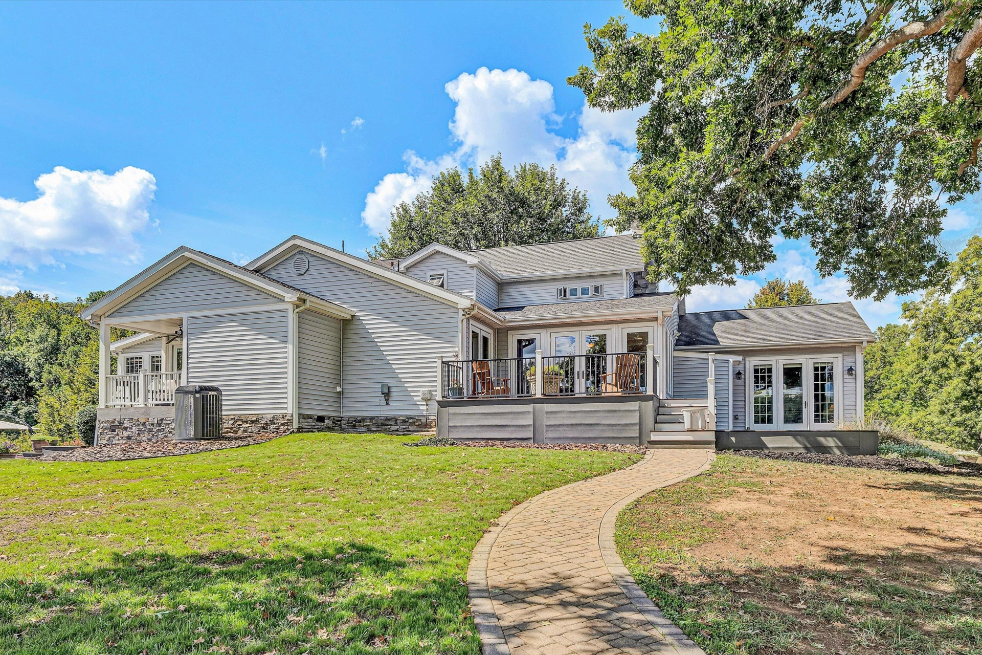 1031 Lake Breeze DR - Photo 62