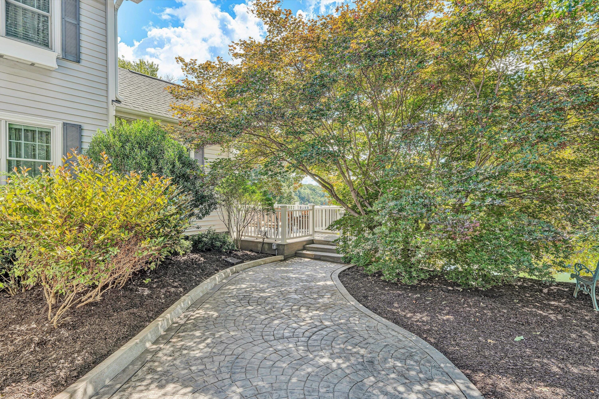 1031 Lake Breeze DR - Photo 91
