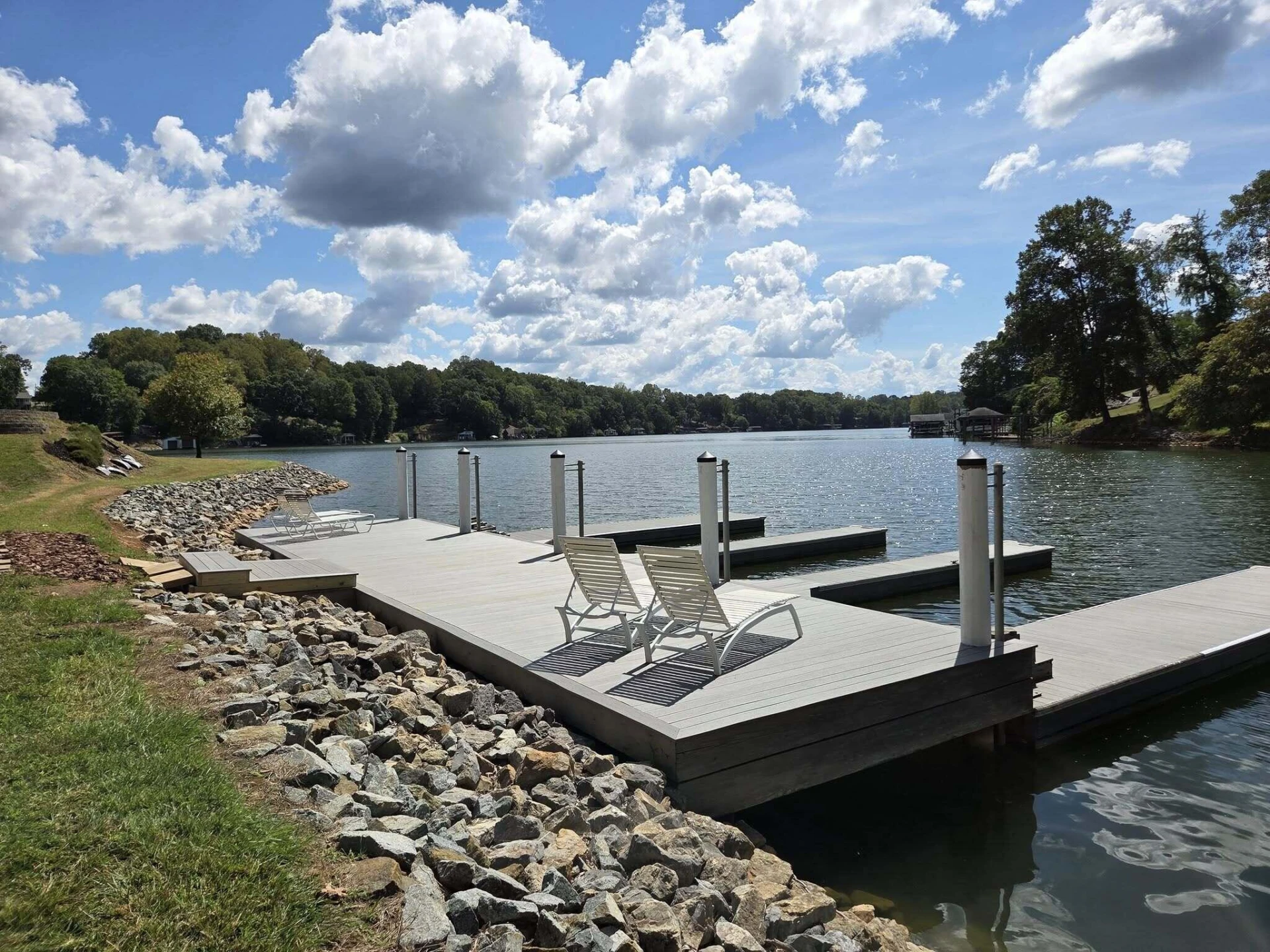 1031 Lake Breeze DR - Photo 96