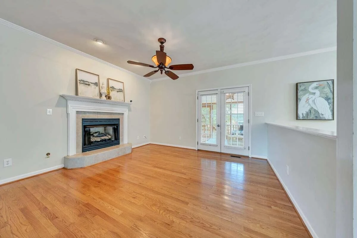 1429 Crutchfield ST - Photo 10