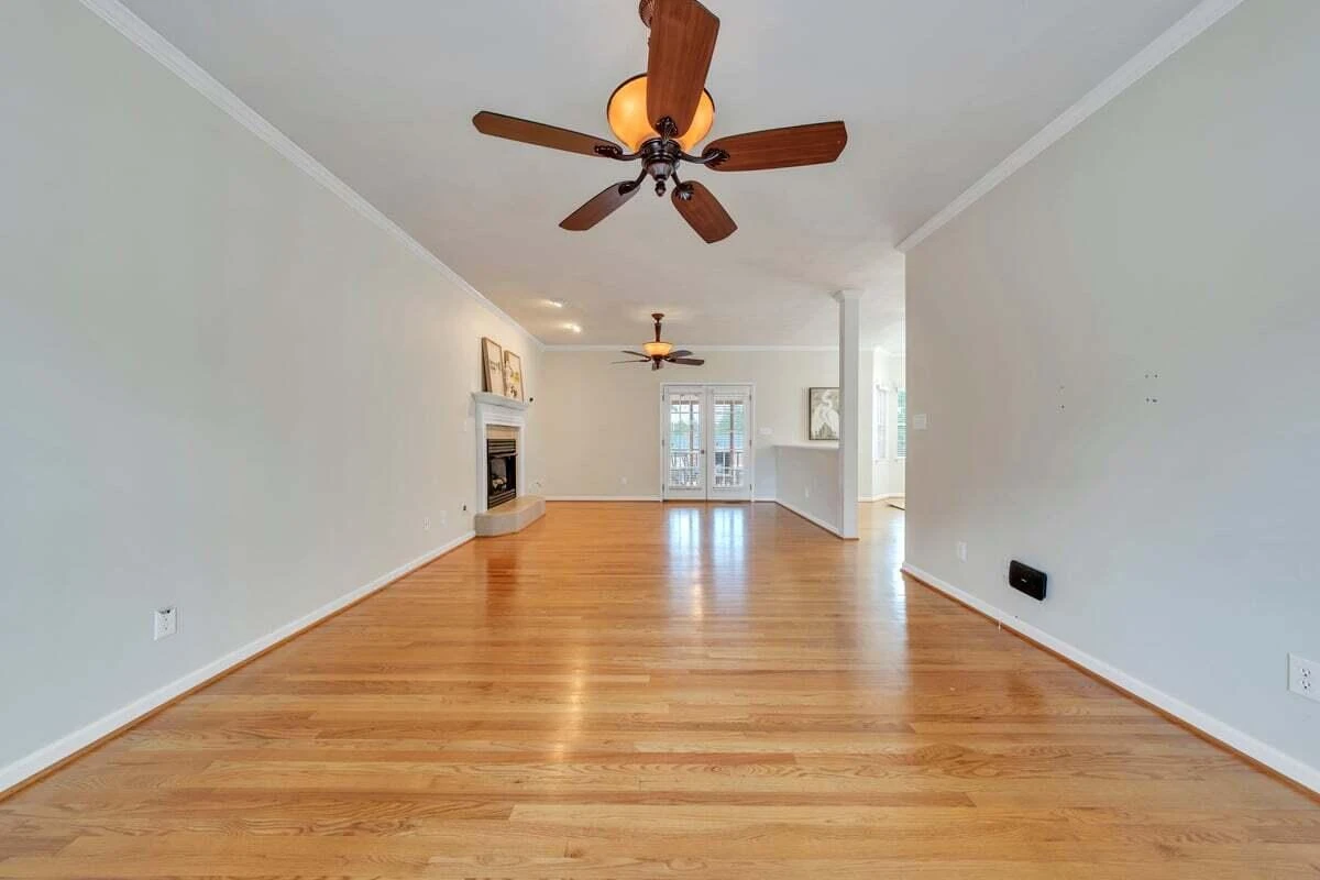 1429 Crutchfield ST - Photo 13