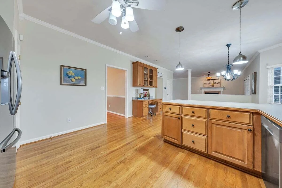 1429 Crutchfield ST - Photo 15
