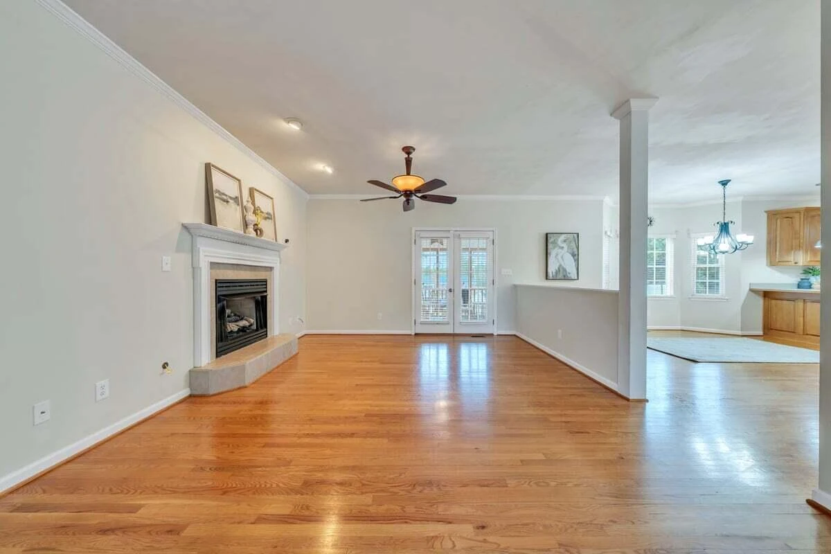 1429 Crutchfield ST - Photo 9