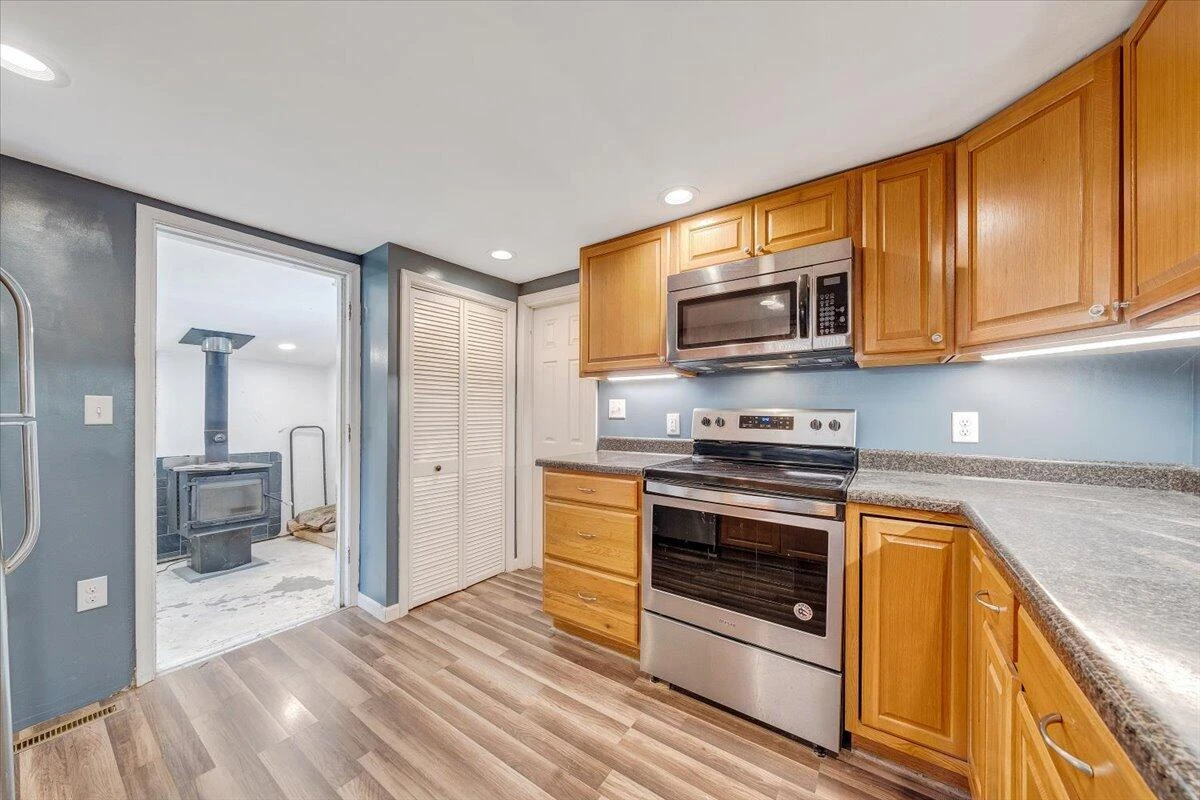 4166 White Oak DR - Photo 18