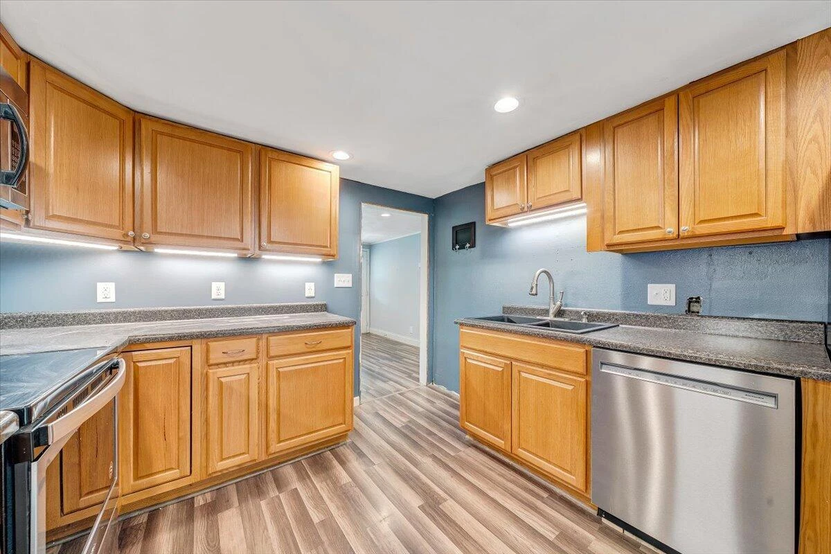 4166 White Oak DR - Photo 22