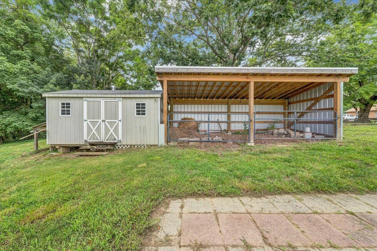 4166 White Oak DR - Photo 3