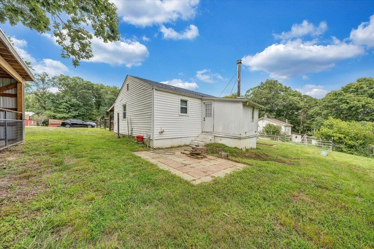 4166 White Oak DR - Photo 4