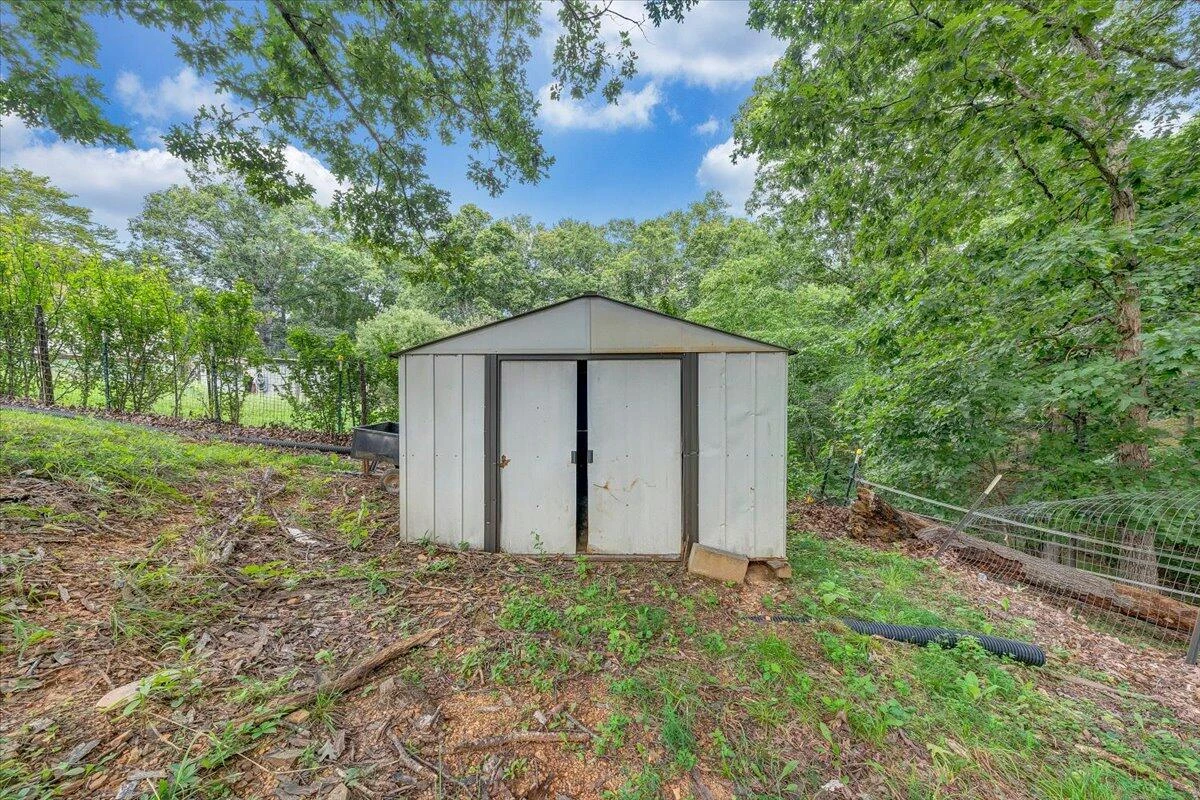 4166 White Oak DR - Photo 7