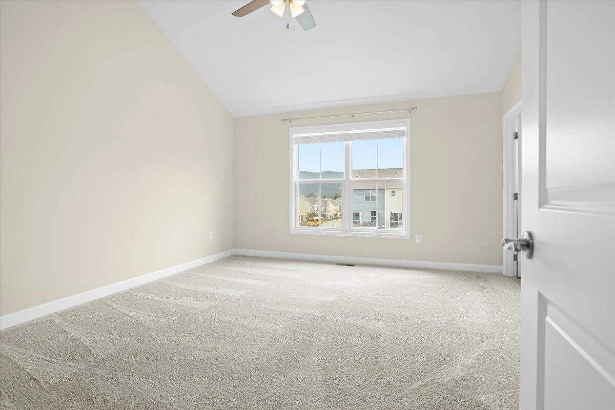 79 Broad ST - Photo 18