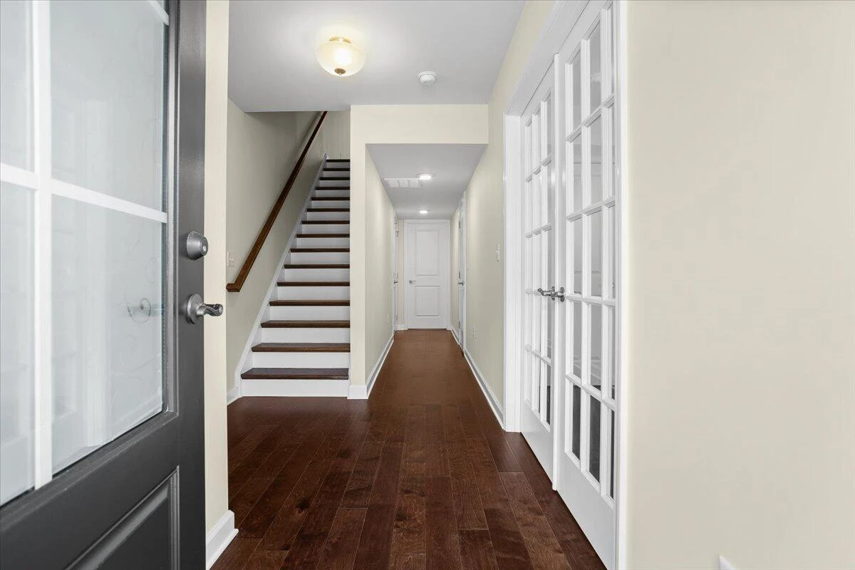 79 Broad ST - Photo 4