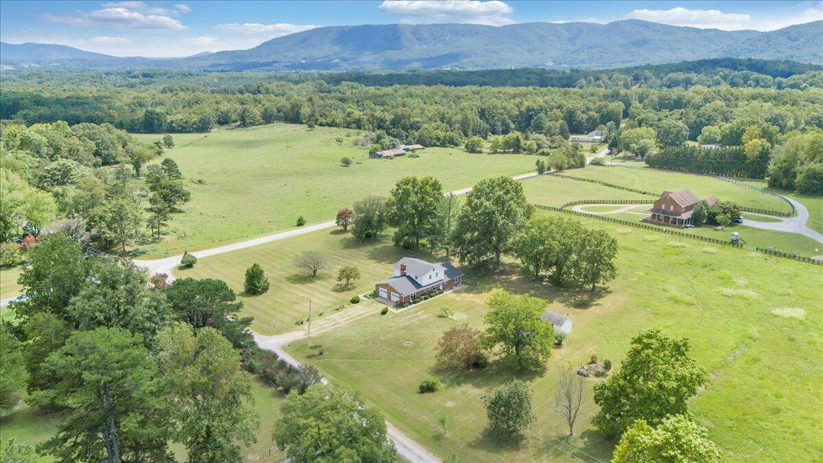 2324 Camp Jaycee RD - Photo 72