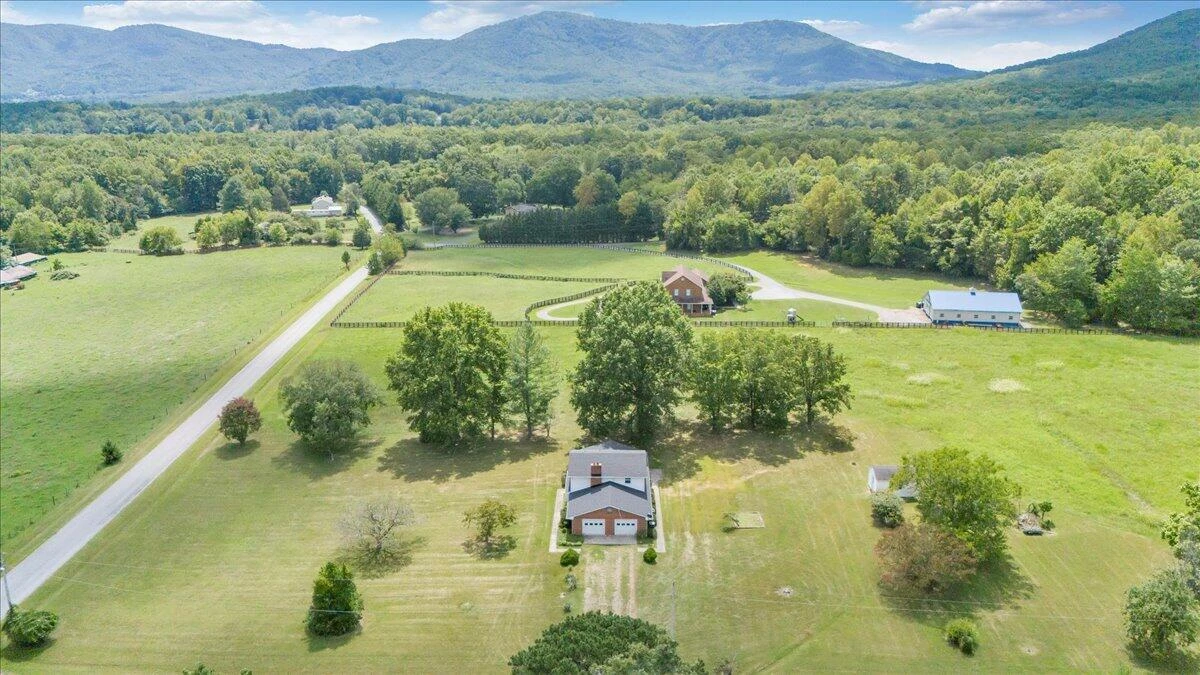 2324 Camp Jaycee RD - Photo 73