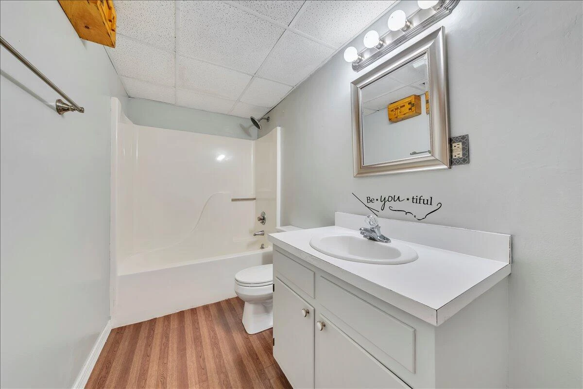 101 Crescent ST #APT A2 - Photo 17
