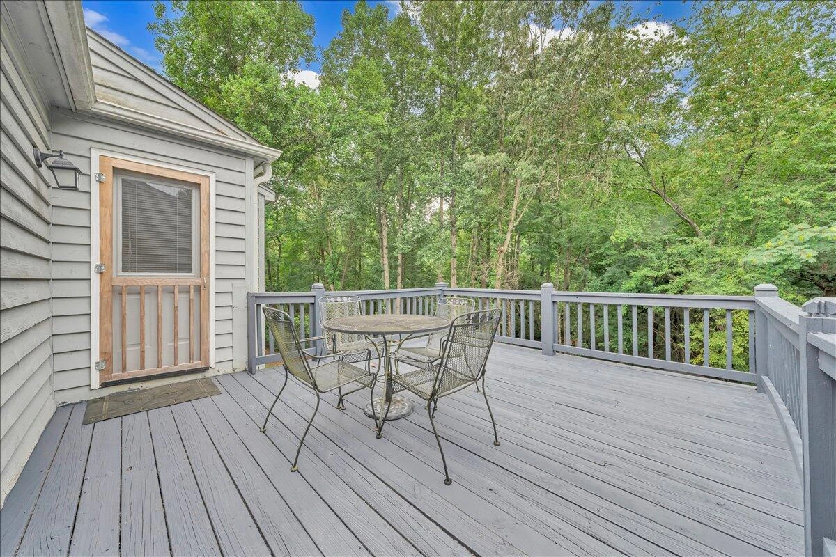 101 Crescent ST #APT A2 - Photo 34