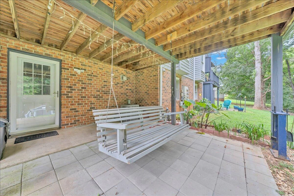 101 Crescent ST #APT A2 - Photo 35