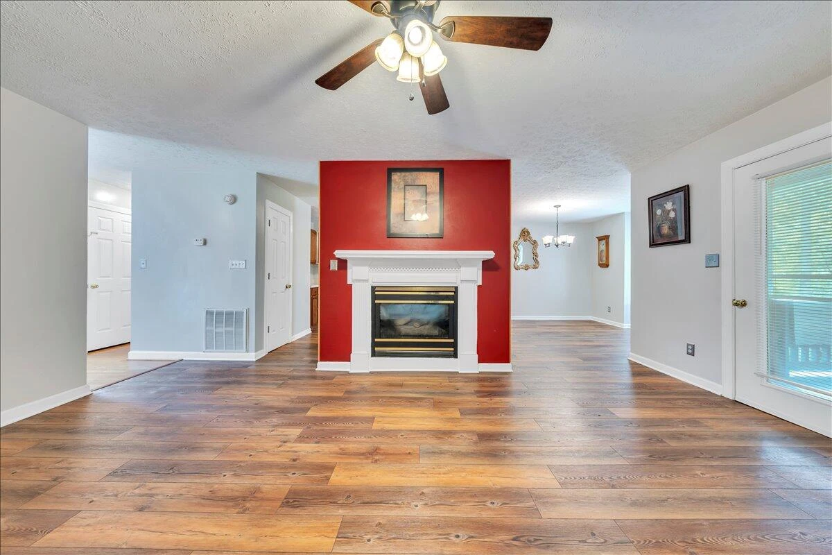 101 Crescent ST #APT A2 - Photo 4