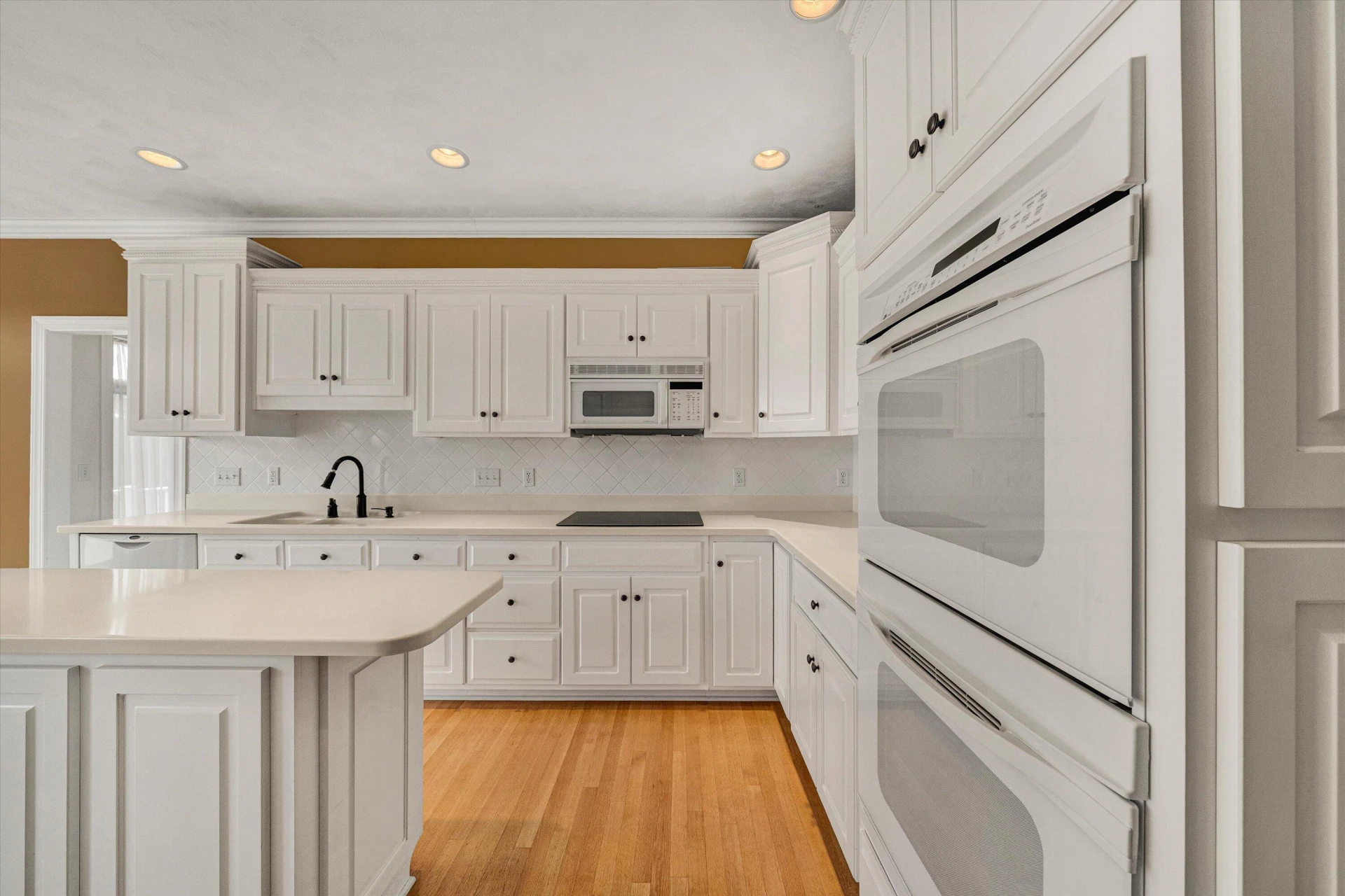 561 Ashley WAY - Photo 24