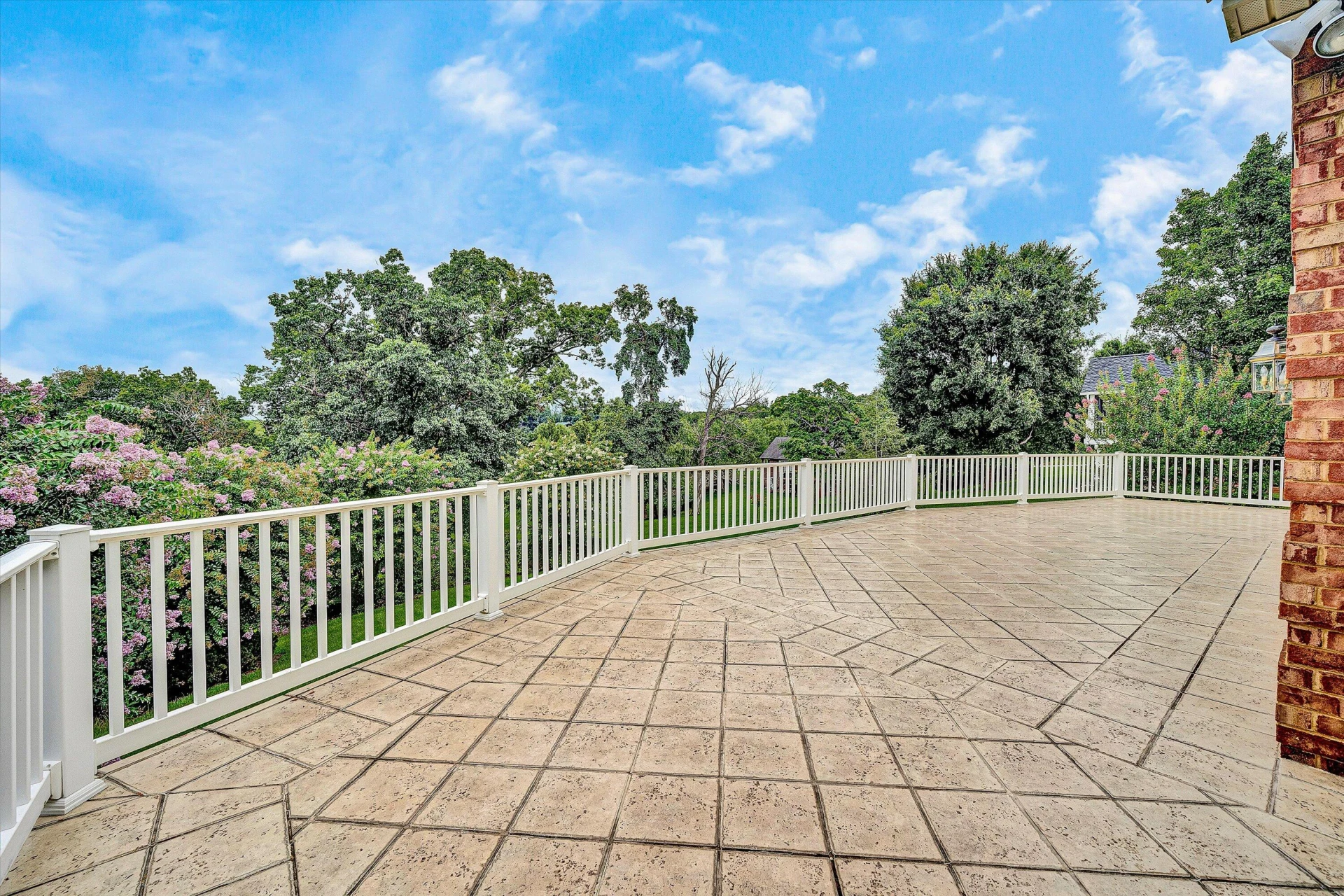 561 Ashley WAY - Photo 28