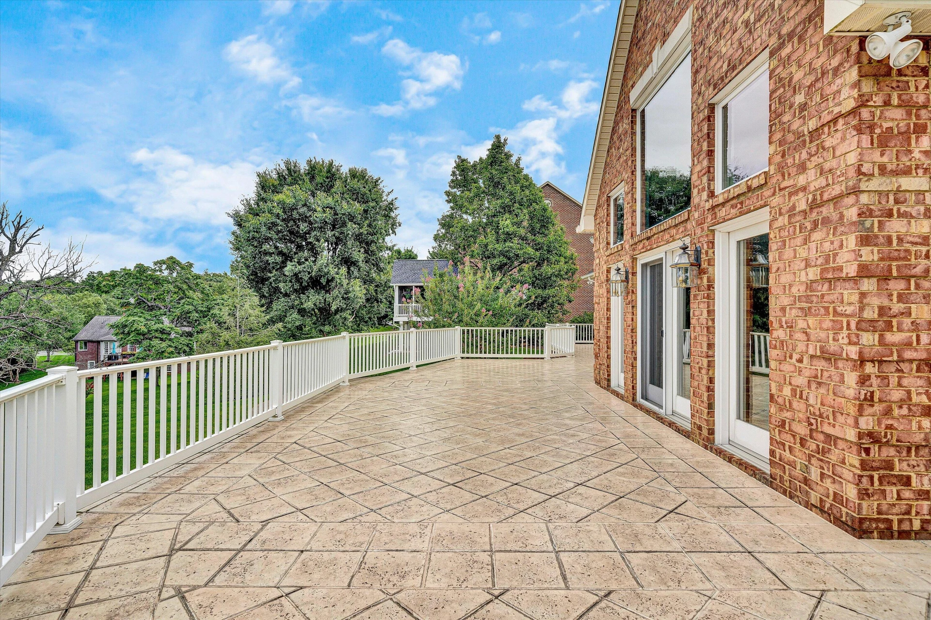 561 Ashley WAY - Photo 29