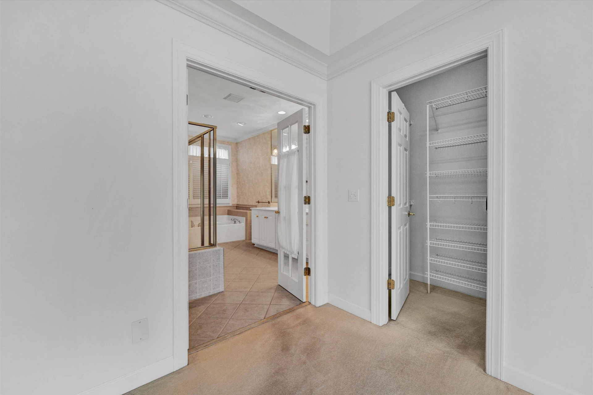 561 Ashley WAY - Photo 32