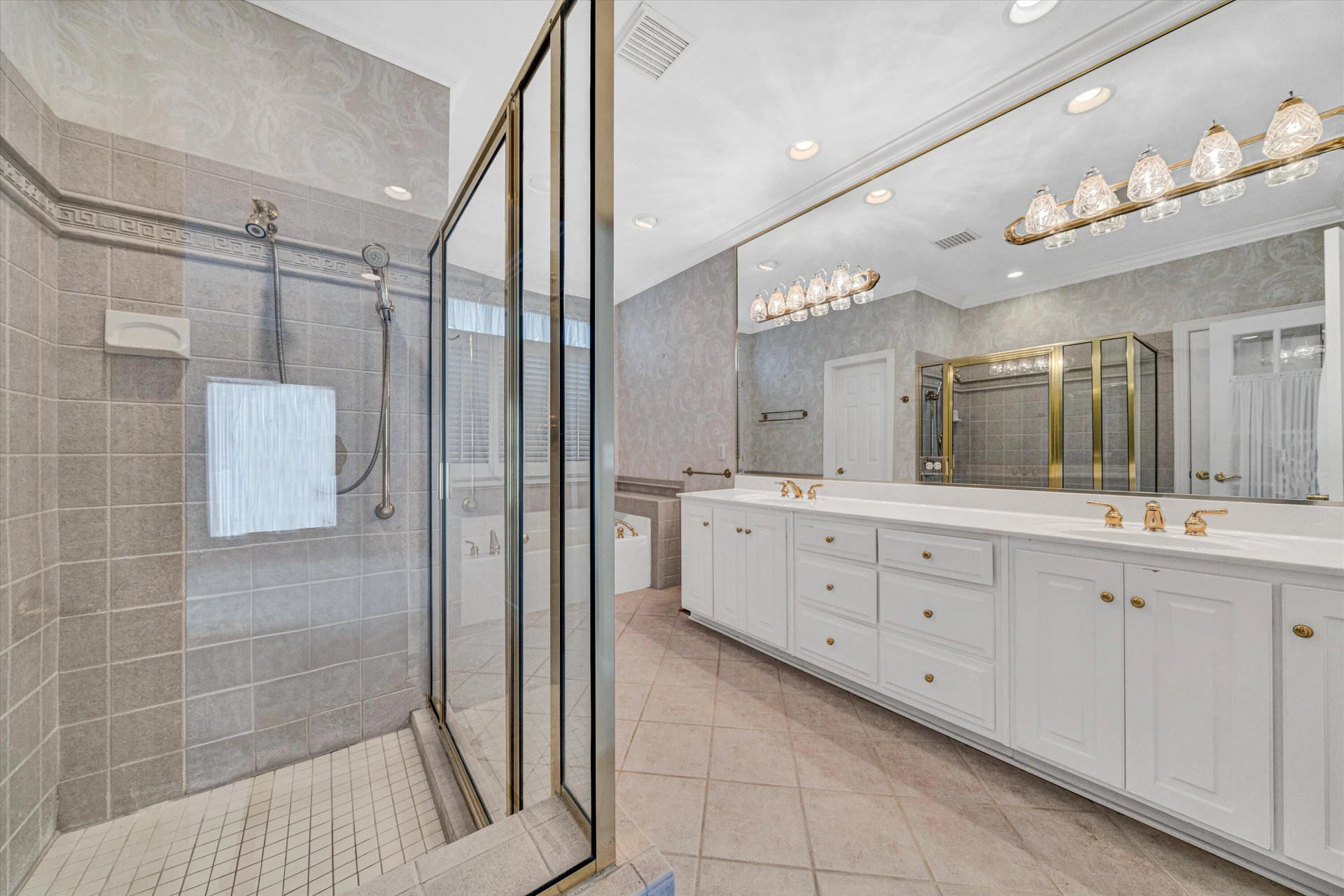 561 Ashley WAY - Photo 33