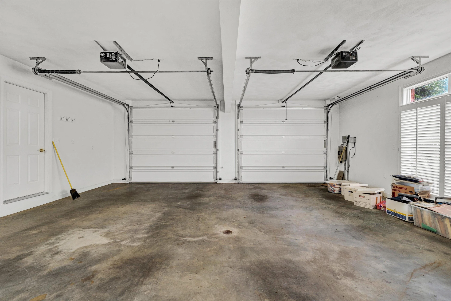 561 Ashley WAY - Photo 37