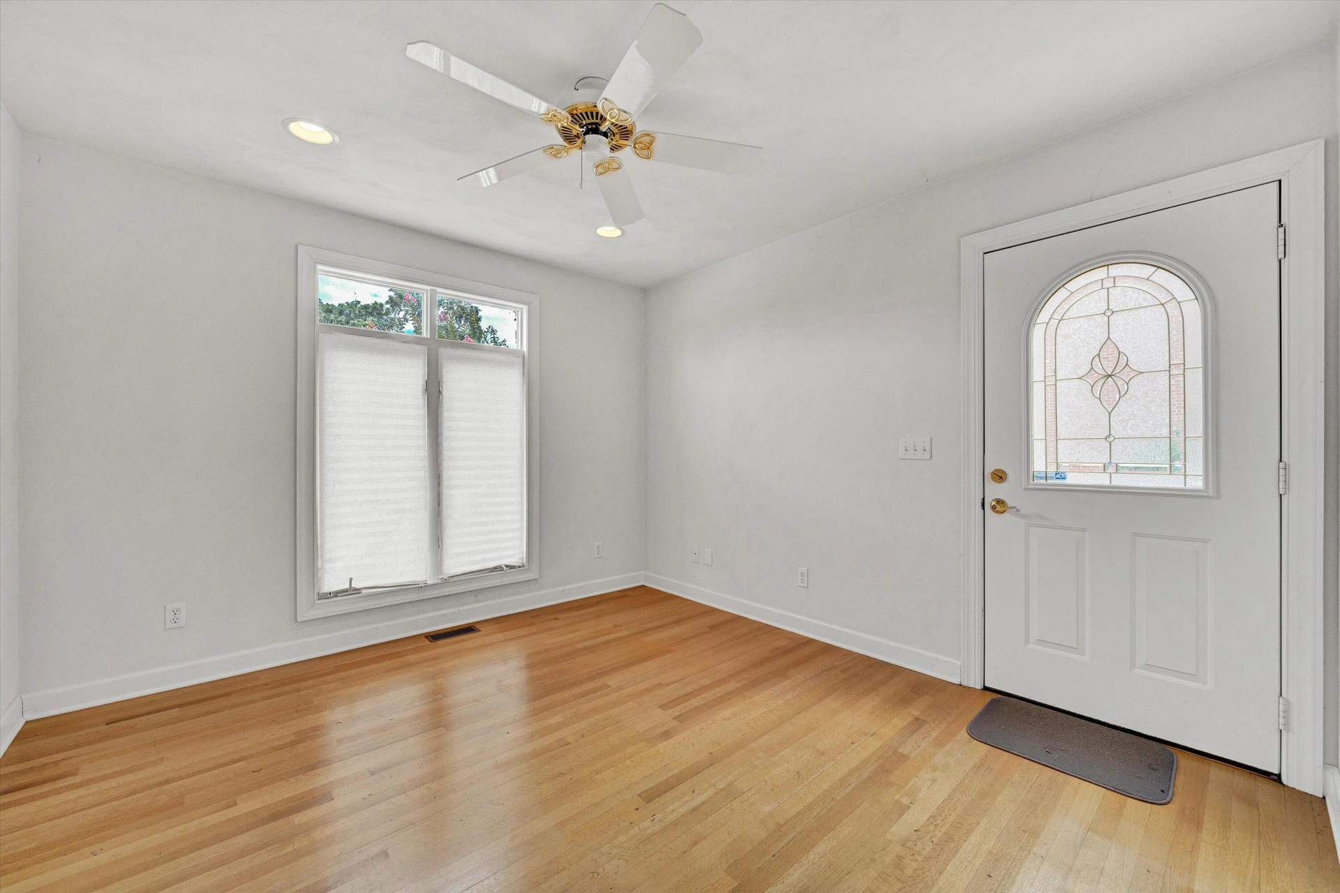 561 Ashley WAY - Photo 39
