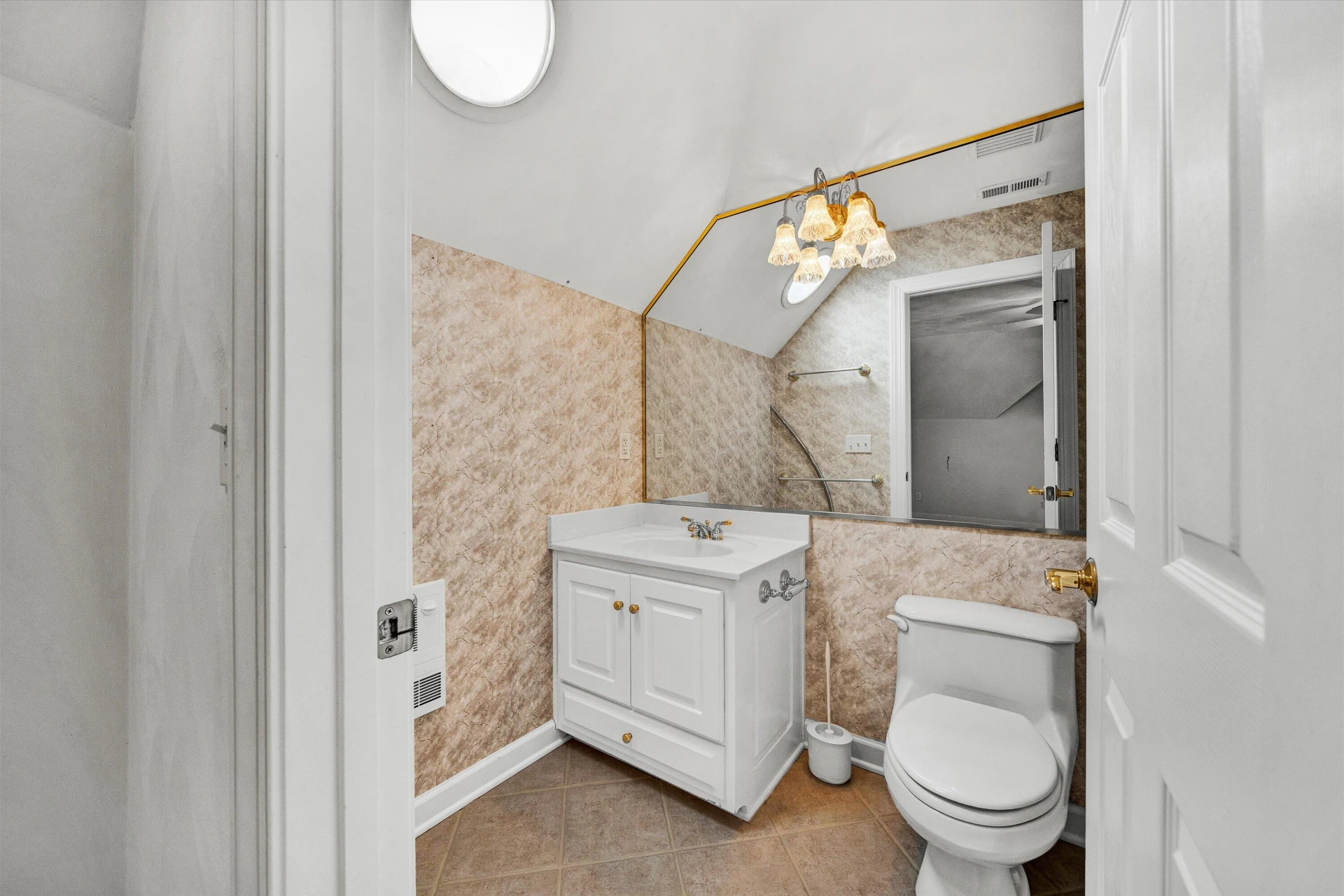 561 Ashley WAY - Photo 43