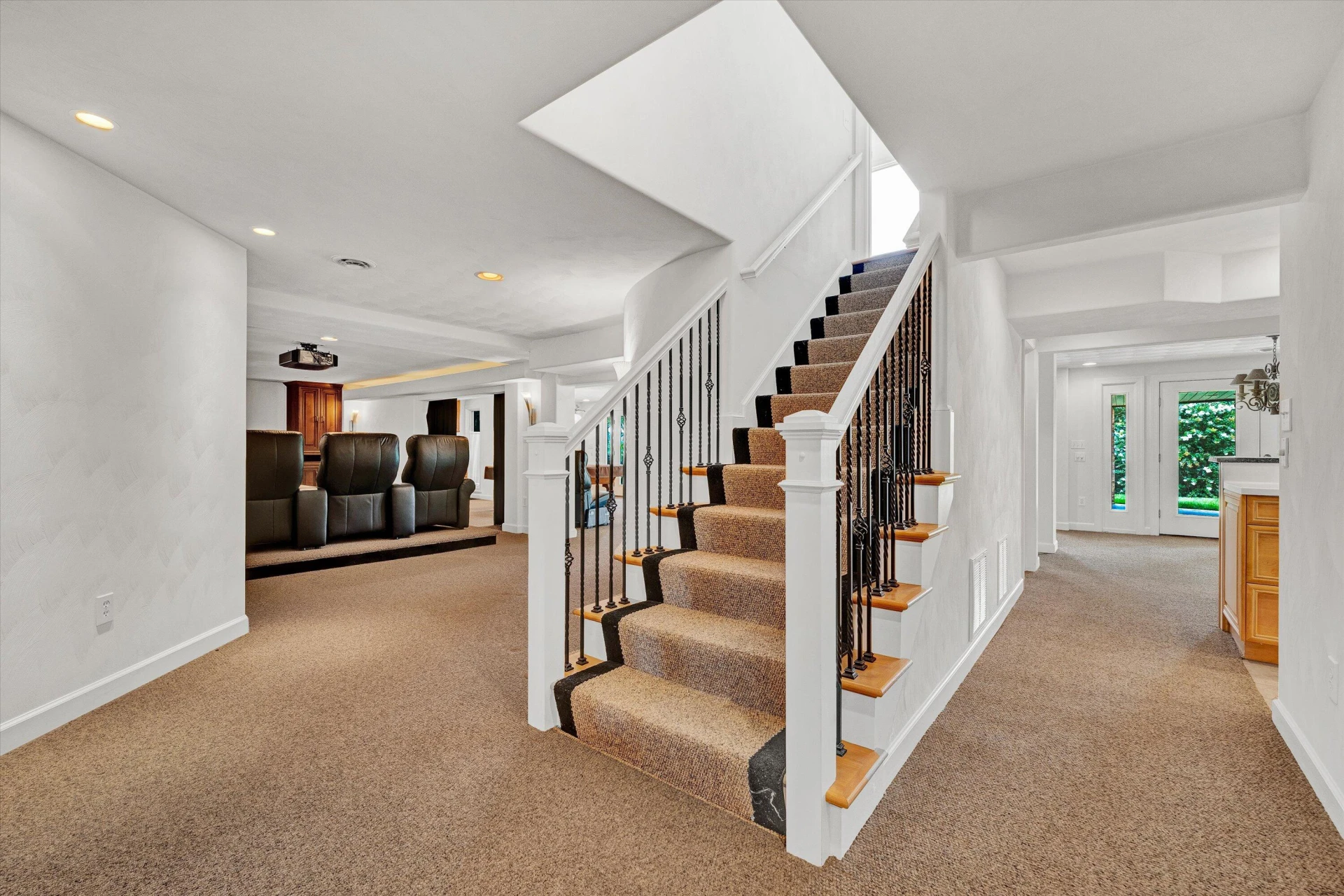 561 Ashley WAY - Photo 51