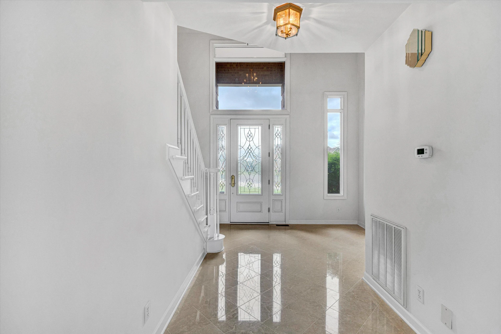 561 Ashley WAY - Photo 9