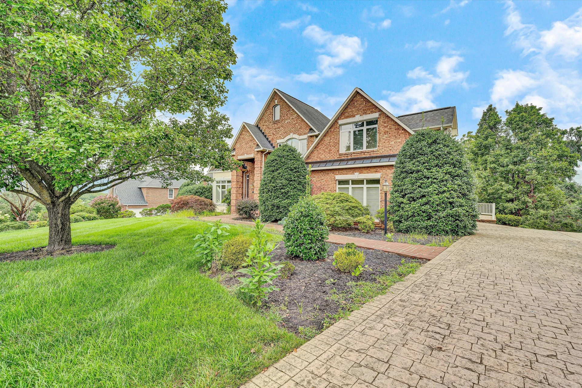 561 Ashley WAY - Photo 70
