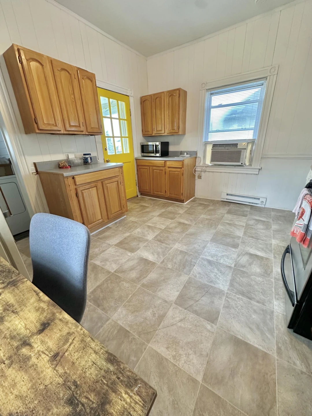 327 E Hawthorne ST - Photo 15