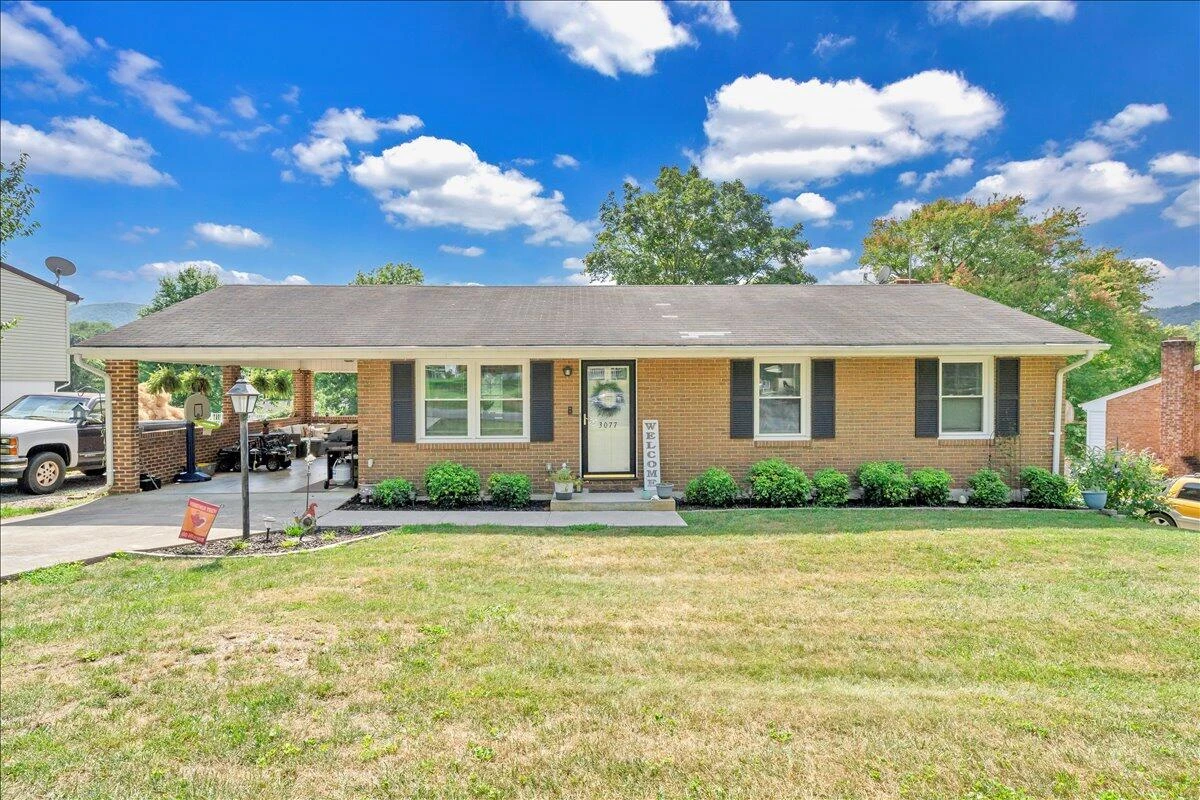 3077 Woodway RD