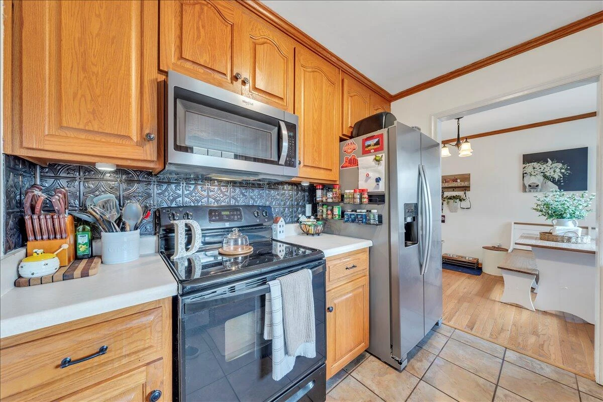 3077 Woodway RD - Photo 14