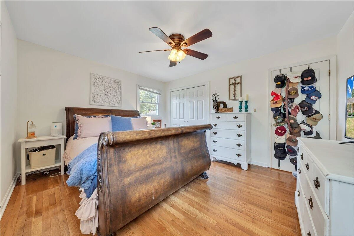 3077 Woodway RD - Photo 20