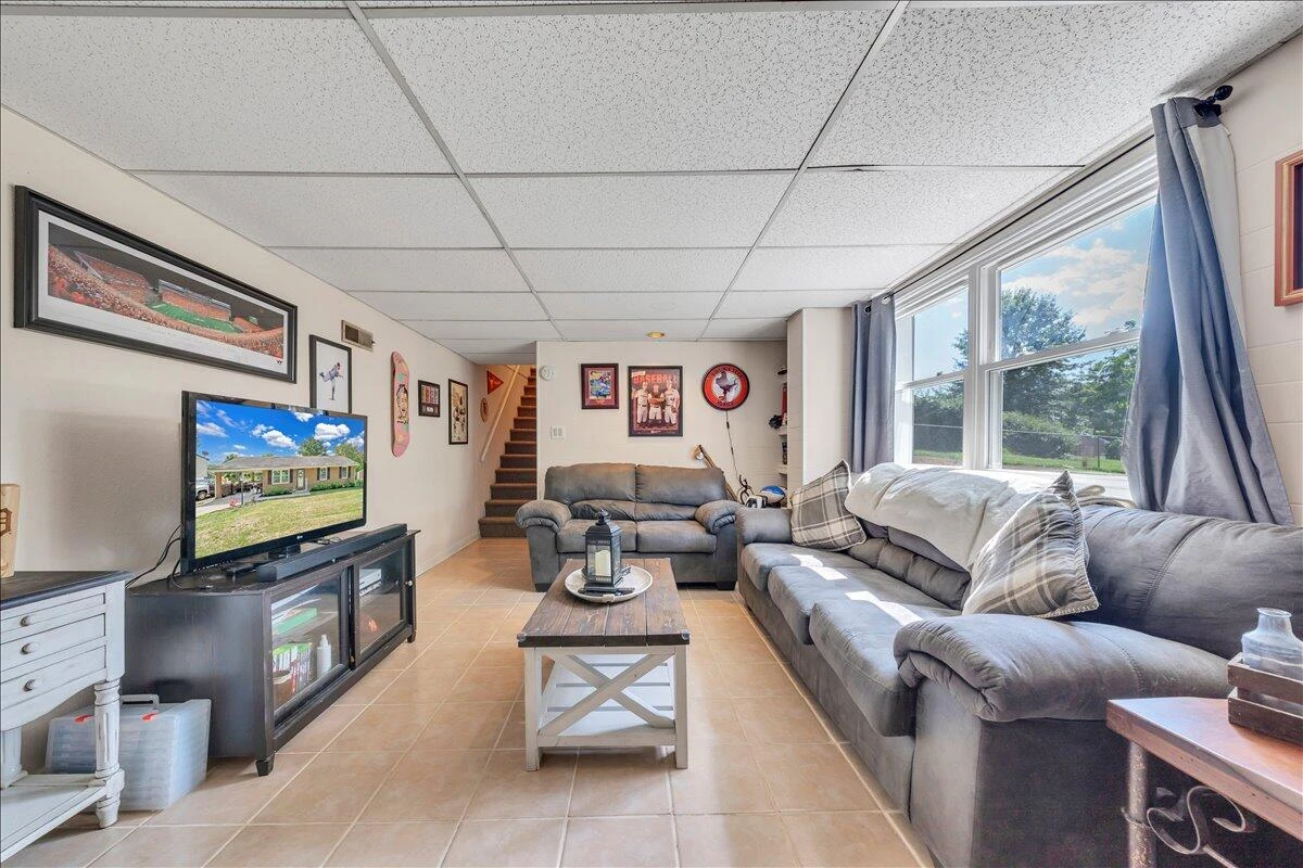 3077 Woodway RD - Photo 24