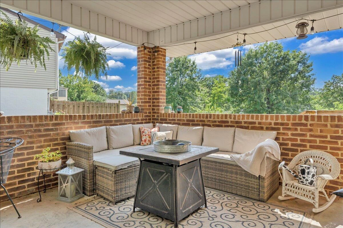 3077 Woodway RD - Photo 32
