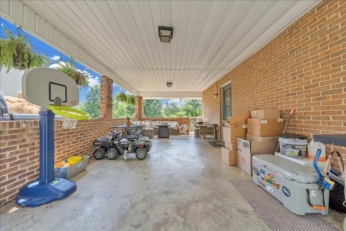 3077 Woodway RD - Photo 33