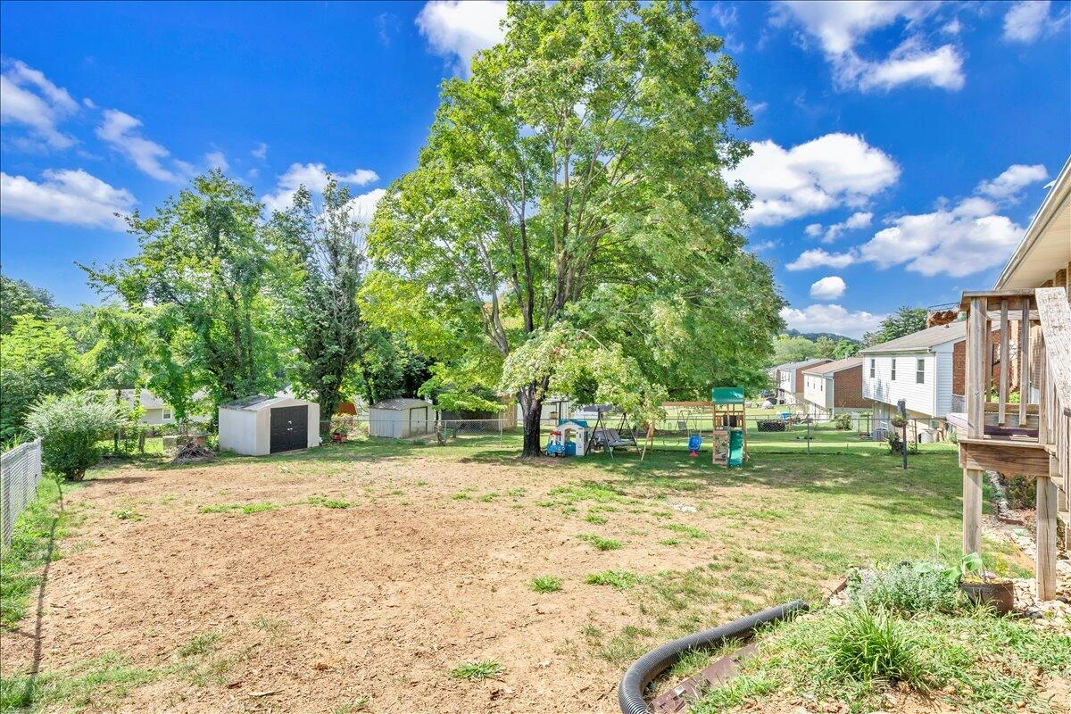 3077 Woodway RD - Photo 38