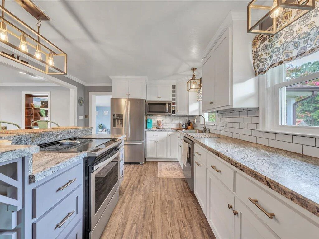 185 Montview AVE - Photo 12