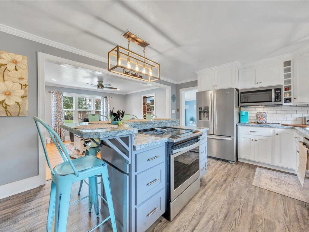 185 Montview AVE - Photo 13