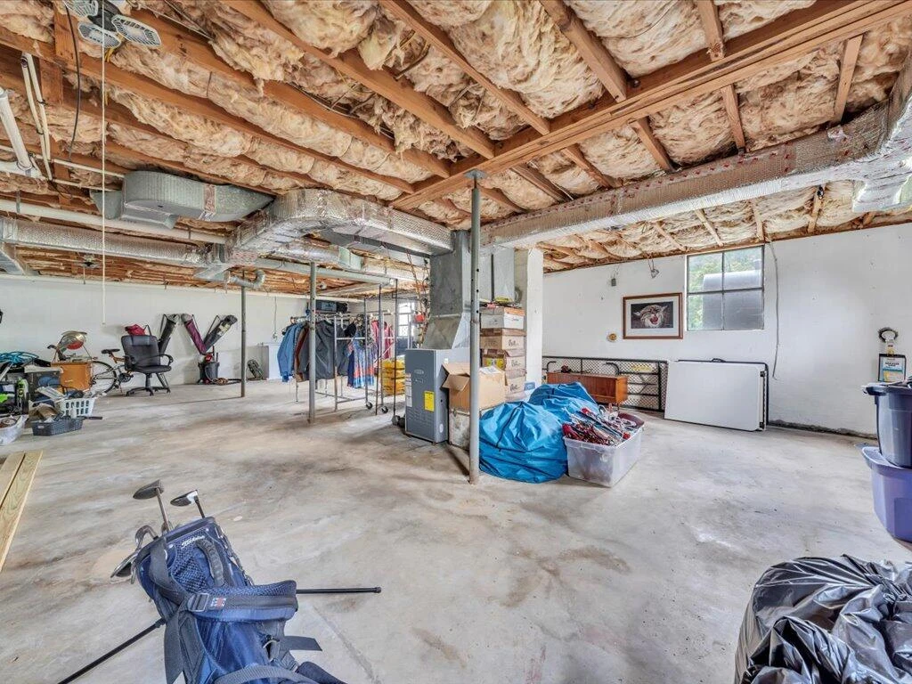 185 Montview AVE - Photo 29