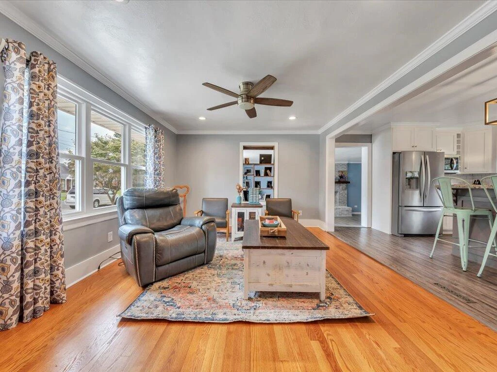 185 Montview AVE - Photo 4